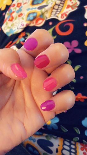 Customer photo review of Purple Colors Dip Powder Nail Starter Kit G645((6X0.6oz)