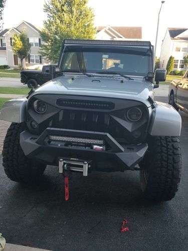 Customer photo review of Gladiator Grille w/ LED Off-Road Lights ( 07 - 18 Jeep Wrangler JK )
