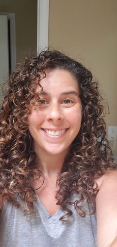 Customer photo review of Sample Curly Hair Wash and Go System with Organic Jojoba Oil for Moisturizing Hair with Lavender Fragrance (Step 1 - 4)