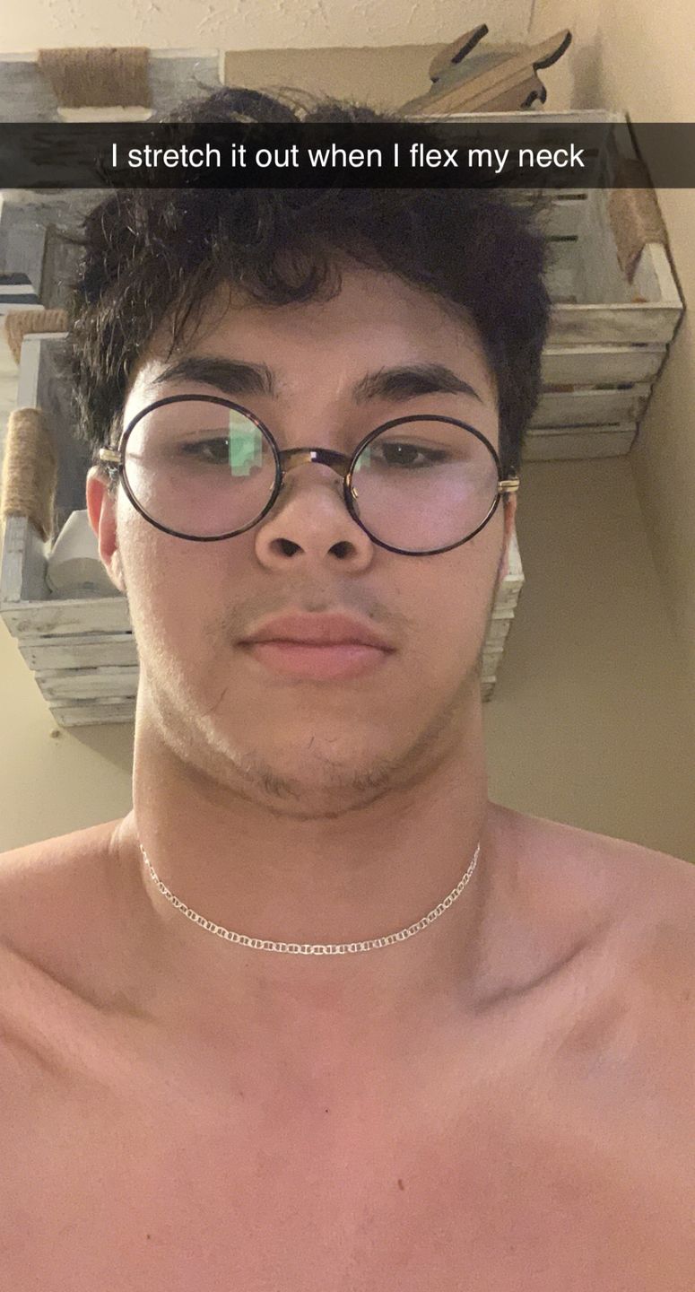 Customer photo review of Sterling Silver Mariner Chain 3mm 16"- 22"