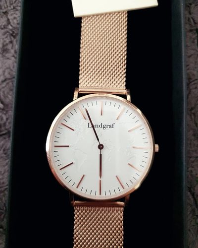 Customer photo review of World Edition Rosé Gold White