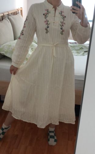 Customer photo review of Rochie Kavindra