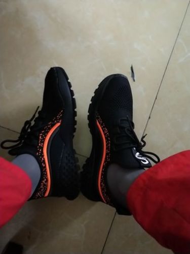 Customer photo review of FansGemacht S3 Neue Art von atmungsaktiven, rutschfesten und bohrsicheren Sicherheitsschuhen