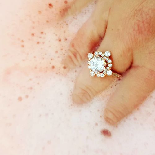 Customer photo review of Rose Gold Bath Bomb - Rose Gold Ring Collection
