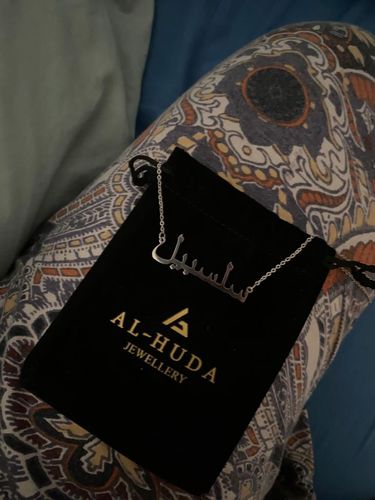 Customer photo review of Custom Arabic Name Necklace