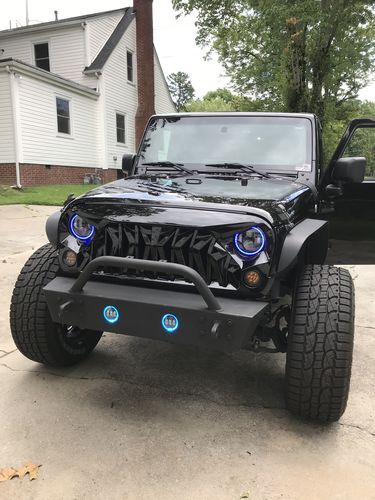 Customer photo review of [PRE-ORDER] Shark Grille - Glossy Black (07-18 Wrangler JK/ JKU)