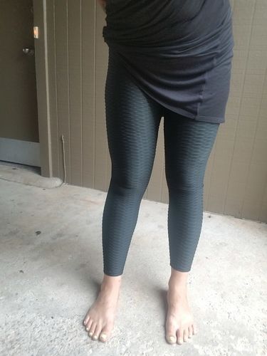 Customer photo review of Anti-Cellulite High Waisted Textured Leggings