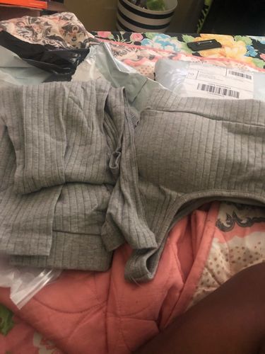 Customer photo review of Ensemble pantalon et top