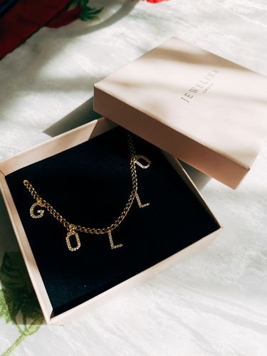 Customer photo review of Namenskette Zirkonia