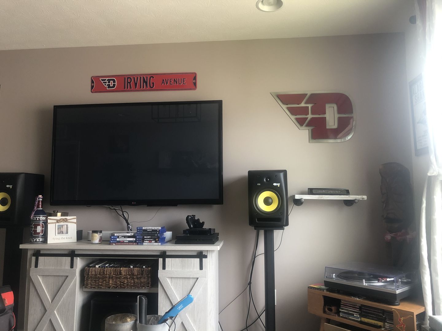 Customer photo review of Dayton Flyers 3D Metal Artwork