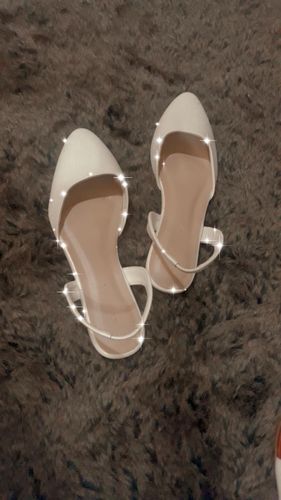 Customer photo review of Aria White