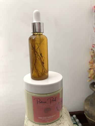 Customer photo review of Chad and India’s Root to Tip Combo. FREE POUF PROTECTOR BONNET INCLUDED