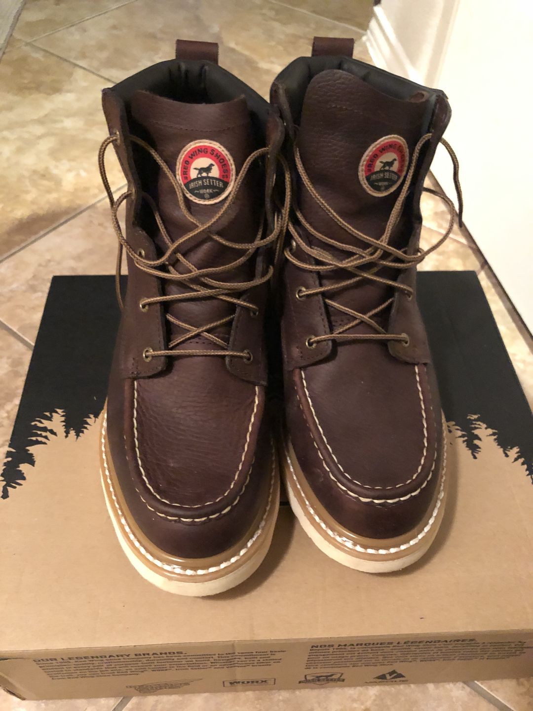 Customer photo review of Irish Setter by Red Wing Men's Ashby Soft Toe 6-inch Lace-Up Boots 83605
