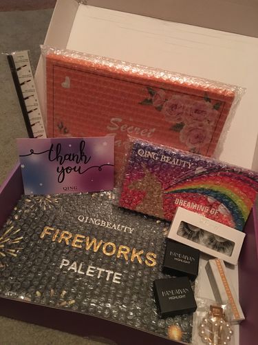 Customer photo review of King-Size Gift Box