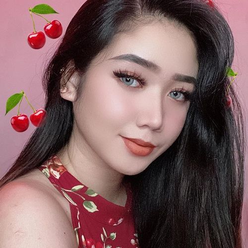 Customer photo review of Icoloured® Polar Lights Blue-Grey Colored Contact Lenses