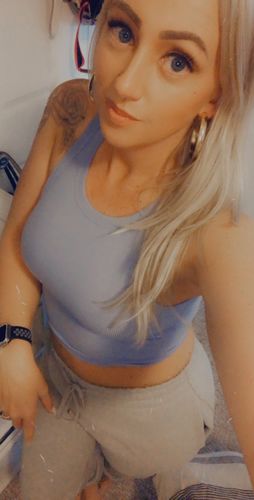 Customer photo review of Ribbed Tank