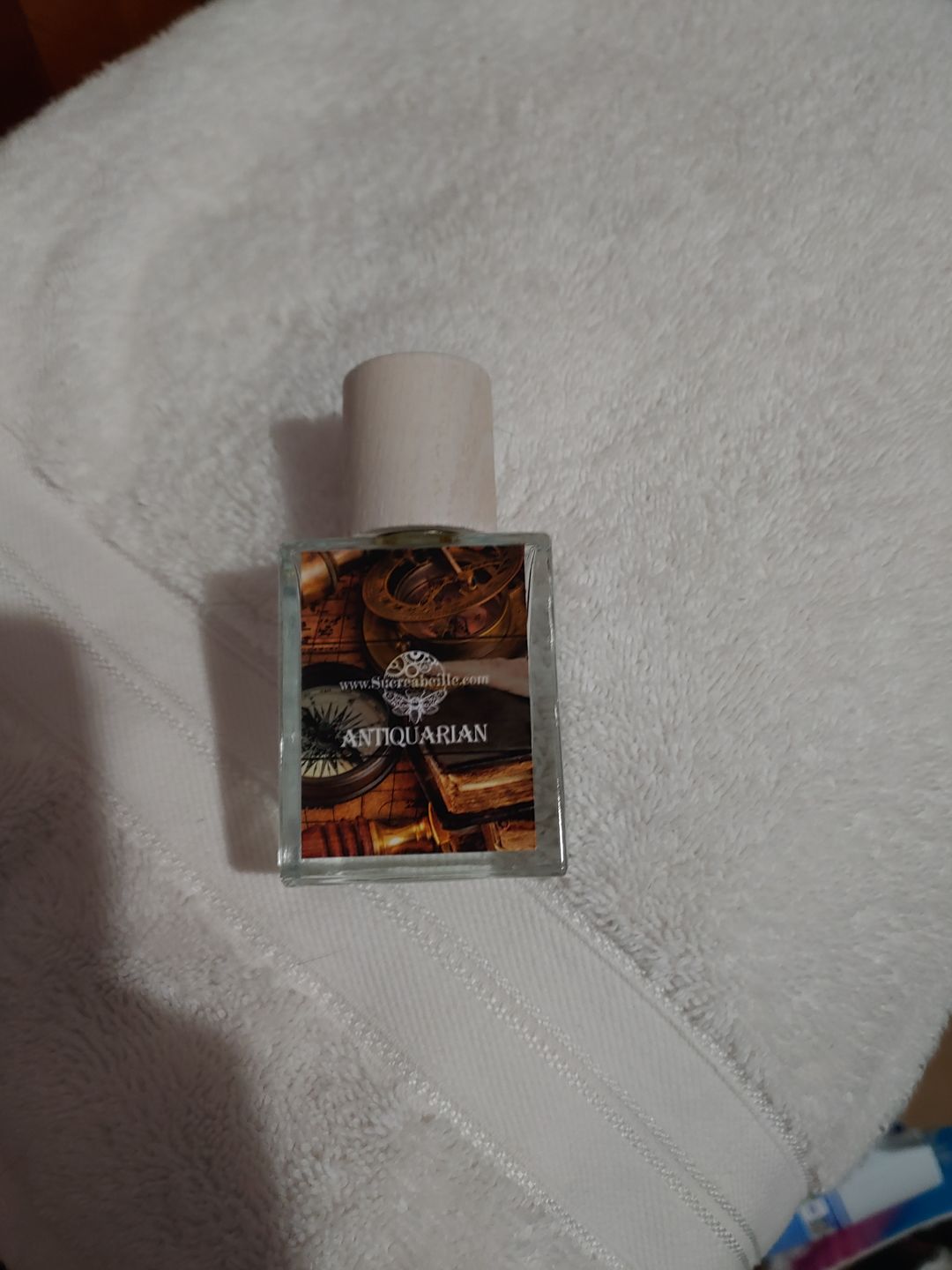 Customer photo review of Antiquarian