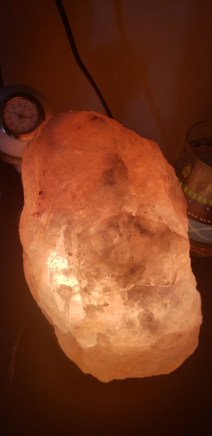 Customer photo review of Replacement Bulb for Himalayan Salt Lamps (15 Watt)