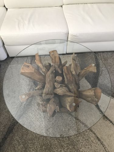 Customer photo review of Wurzelholz Couchtisch IKAL Tisch ink.Glasplatte Ø 80cm