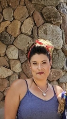 Customer photo review of JuvaBun Messy Bun