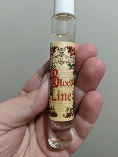 Customer photo review of Bloodline