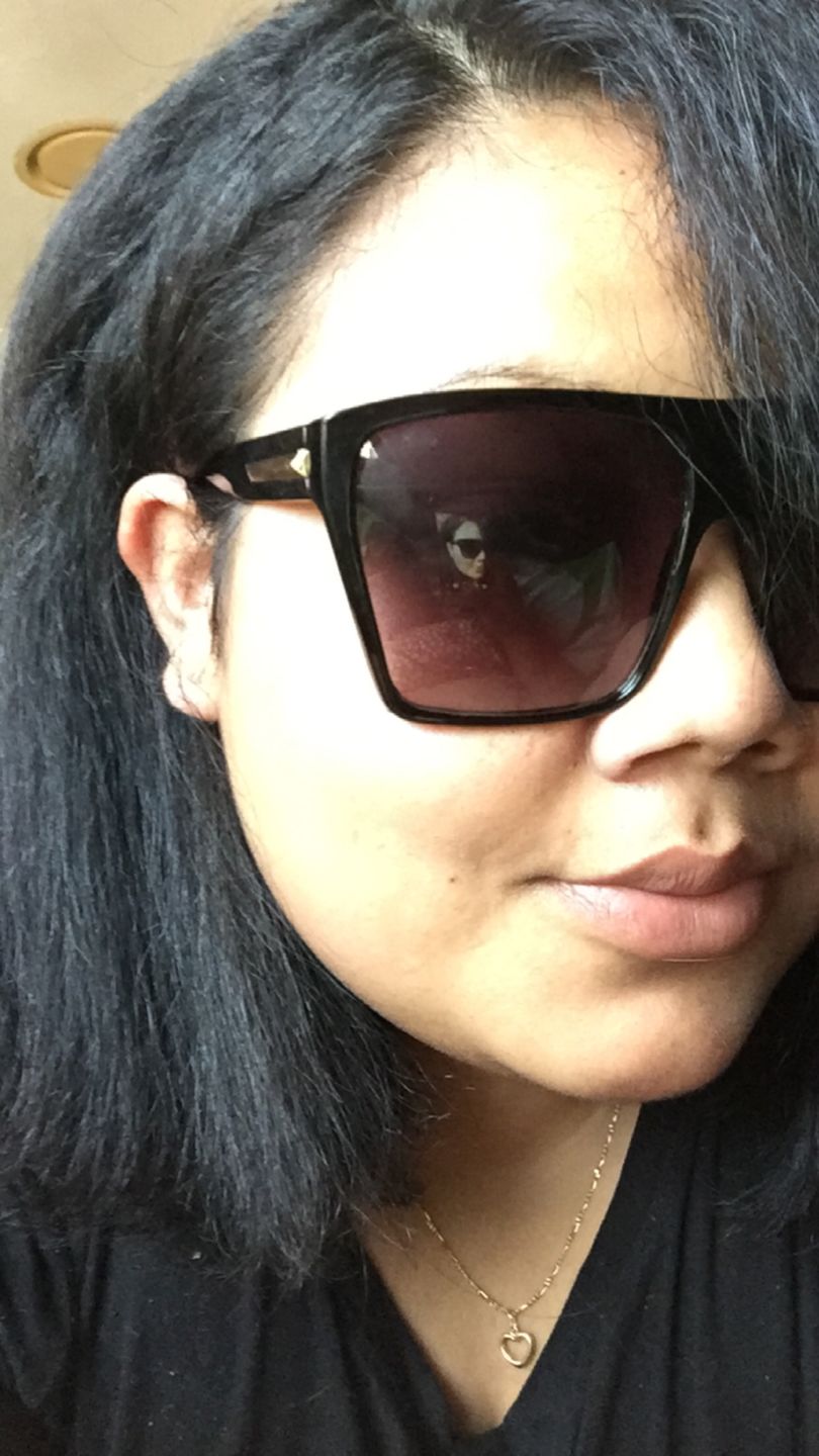 Customer photo review of Sachi Oversized Shades