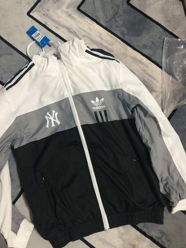Ny adi windbreaker Clearance