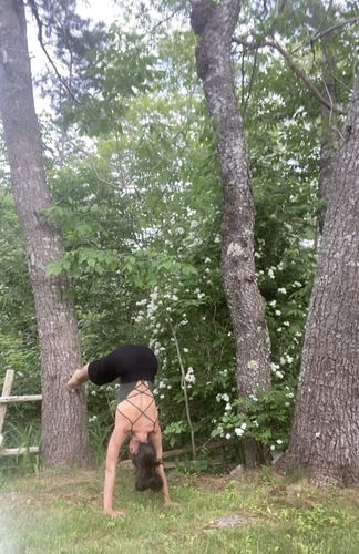 Customer photo review of Cloudless Bodysuit - Olive Ash