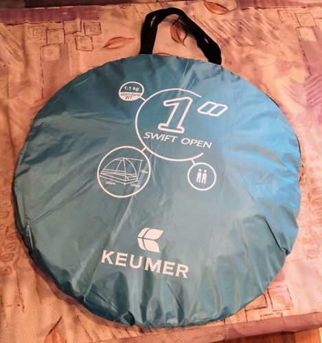 Customer photo review of The Pop Up Beach Tent