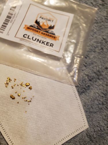 Customer photo review of *New* 2020 NUGGET RESERVE 'CLUNKER' Gold Paydirt Panning Unsearched