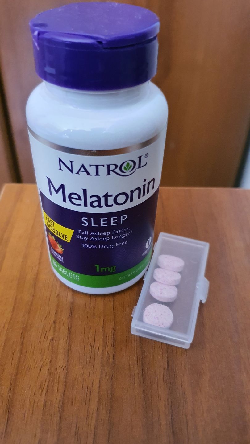Customer photo review of Natrol Melatonina 1mg Fast Dissolve Strawberry, 90 Caps