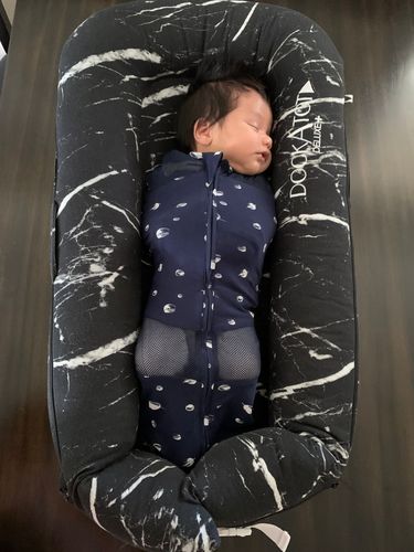 dockatot black marble