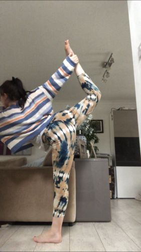 Customer photo review of Enchanted Leggings - Indigo Sunrise