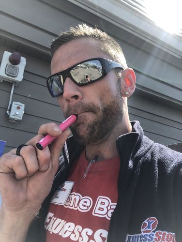 Customer photo review of Breeze Plus Disposable Pod System | Pink Lemonade