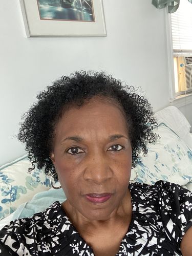 Customer photo review of Curly Hair Wash and Go System with Organic Castor Oil for Strengthening Hair with  Vanilla Berry Fragrance (Step 1 - 4)