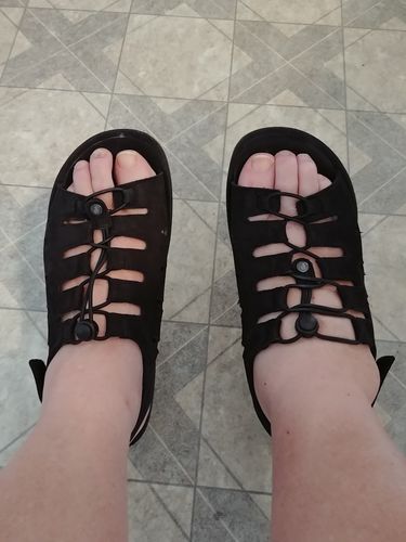 Customer photo review of The Traveler Sandal