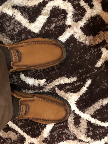 Customer photo review of Dacomfy Men Casual Outdoor Hiking Shoes