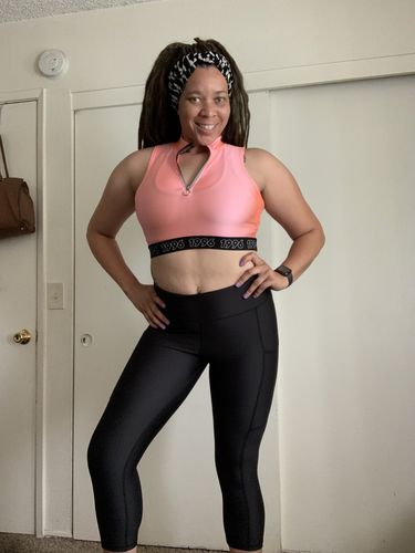 Customer photo review of Cropped Pocket Active Leggings - Black