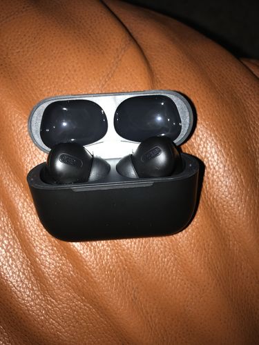 Customer photo review of Lucepods Pro