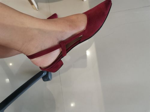 Customer photo review of Gian Red Suede