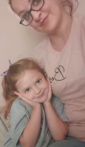 Customer photo review of Besties Mini Logo Mum & Kid Matching Tees (MRK X)