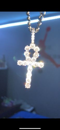 Customer photo review of 'Chilly Cross'