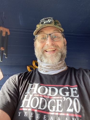 Customer photo review of Hodge Hodge 2020 Mens Apparel