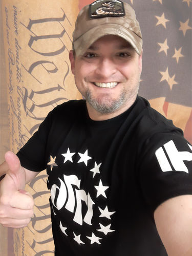 Customer photo review of Betsy Ross 1776 Mens Apparel