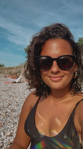 Customer photo review of Fia Hoops