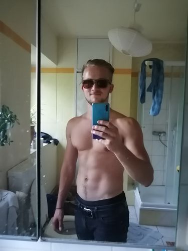Customer photo review of Walnuss Sonnenbrille