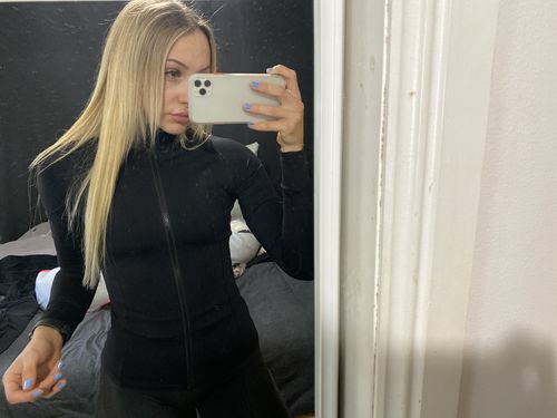 Customer photo review of Luxe Fitted Jacket