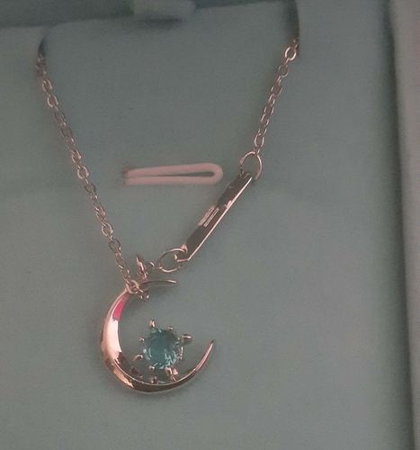 Customer photo review of BTS X STONEHENGE MOMENT OF LIGHT COEXIST NECKLACE