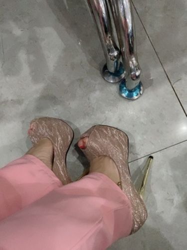 Customer photo review of Small Size Glitter Peep High Heels BS238