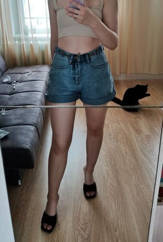 K A. review of High waist side leg denim jean shorts L004# image 1 out of 1